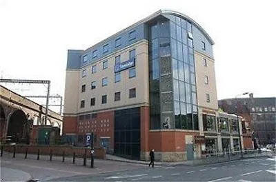 Travelodge Leeds 3* Leeds (West Yorkshire)