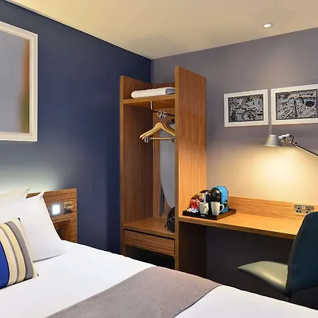Hotel Travelodge Leeds Leeds (West Yorkshire)