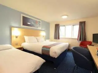 Travelodge 3*